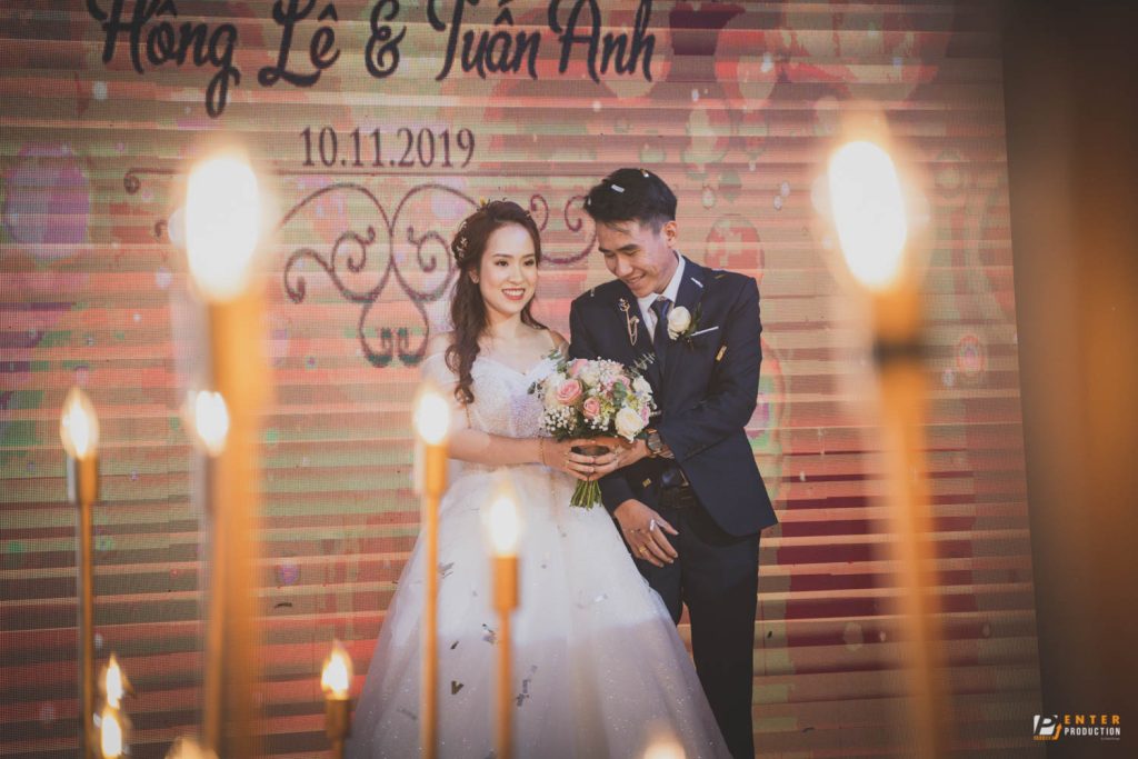 Tiệc phóng sự Lê & Anh